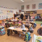 Foto z alba u článku